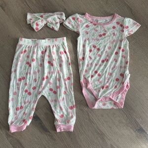 MilkBerry 3 Piece Set